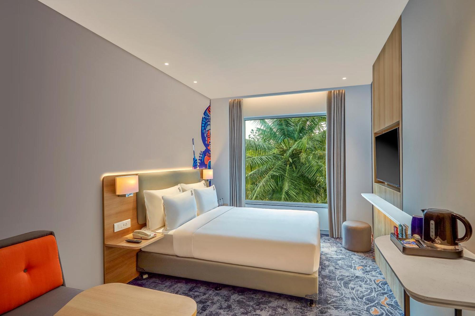 Holiday Inn Express Bengaluru Bommasandra By Ihg Kammasandra Exteriör bild